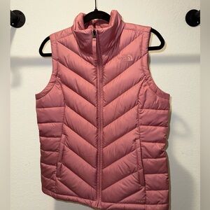 Women's The North Face 550 vest size small